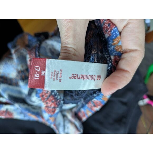 No Boundaries Tribal Print Lace Back Dolman Top - Picture 3 of 3